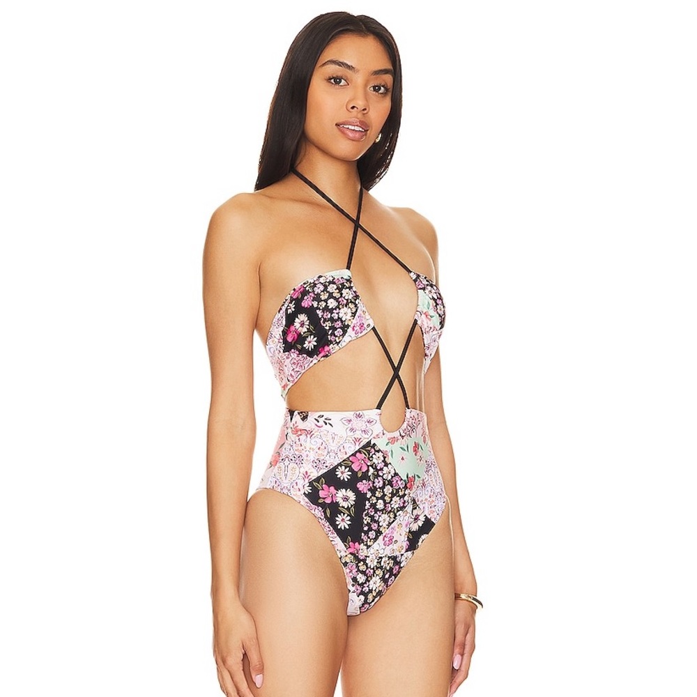 TULAROSA 💓 LYRA ONE PIECE NWT SIZE SMALL